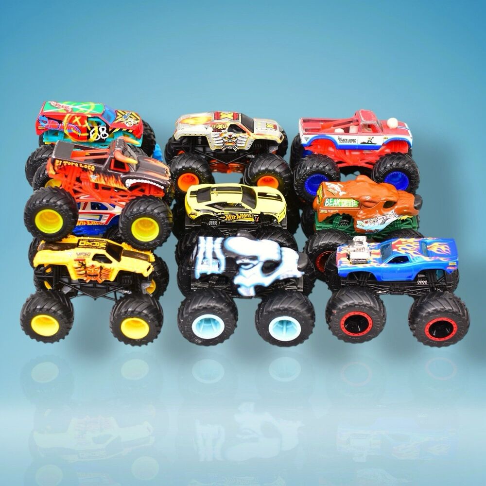 Lot of 13 Monster Jam Monster Trucks 1:64 Scale